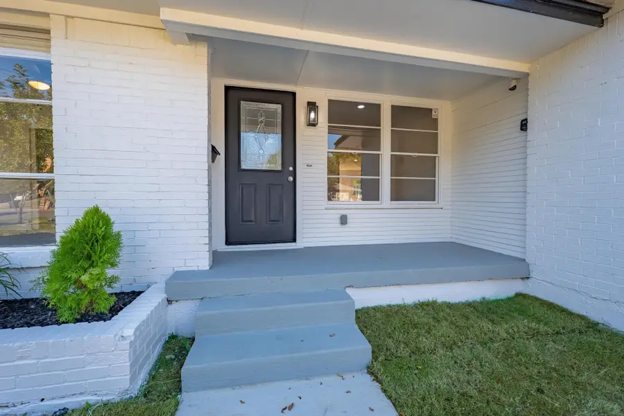 10734 Coogan Drive, Dallas, TX 75229 - Image #2