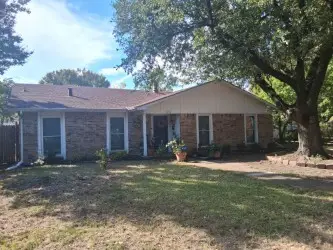 410 Ivy Way, Garland, TX 75043 - Image #1