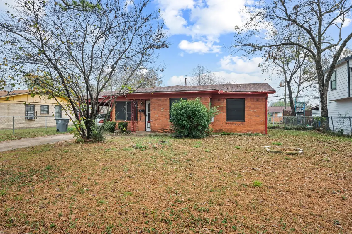 220 Satinwood Drive, Dallas, TX 75217 - Image #1