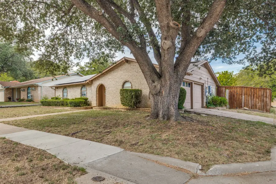 517 Durham Drive, Arlington, TX 76014 - Image #2