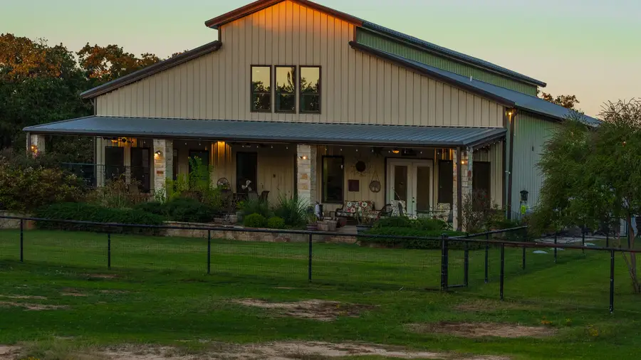 1639 Bloomfield Road, Valley View, TX 76272 - Image #3