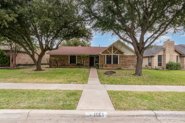1661 Crosshaven Drive, Lewisville, TX 75077