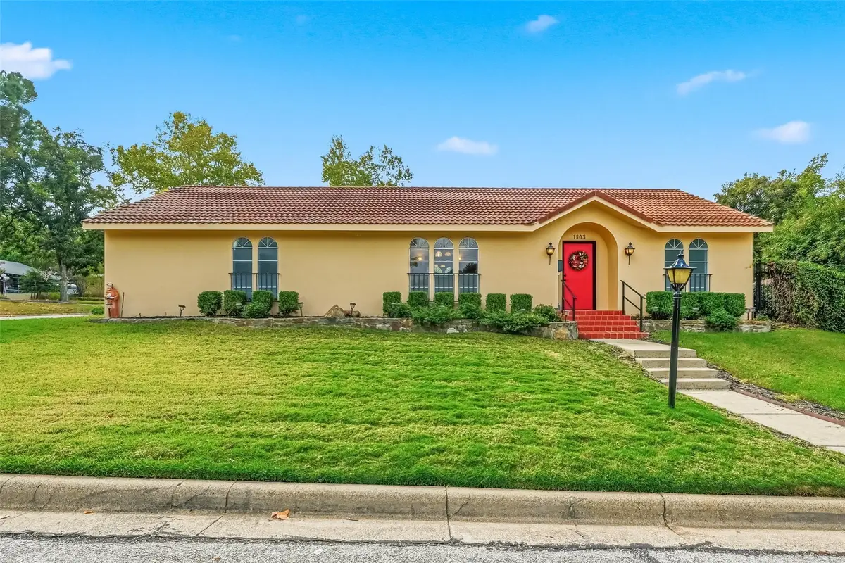 1803 Michael Court, Arlington, TX 76010 - Image #1