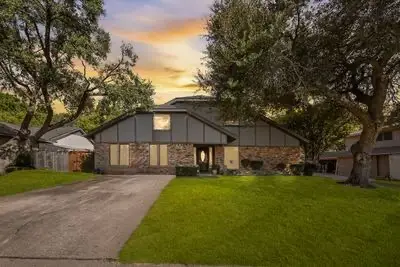 2308 Louise Lane, Ennis, TX 75119 - Image #1