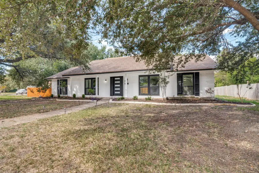 11335 Drummond Circle, Dallas, TX 75228 - Image #2