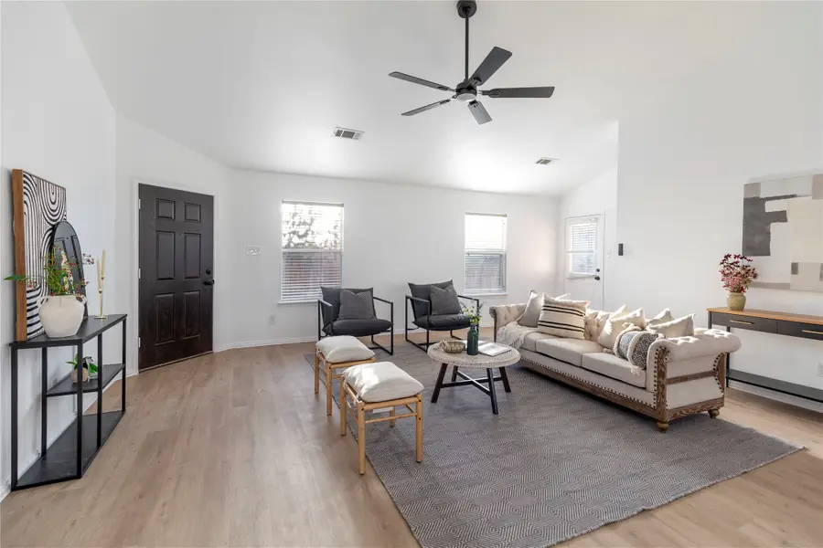 1121 Maplewood Lane, Crowley, TX 76036 - Image #2