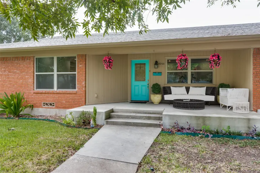 4200 Elmwood Drive, Benbrook, TX 76116 - Image #2