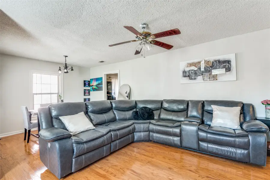 3241 Merida Avenue, Fort Worth, TX 76109 - Image #2