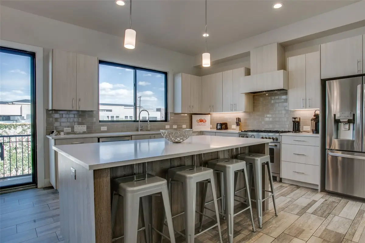 410 Melba Street #3, Dallas, TX 75208 - Image #1