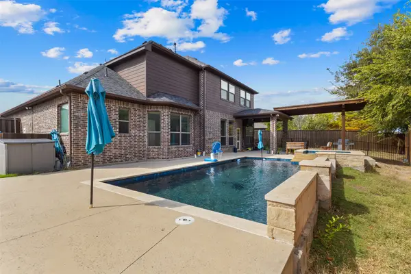 800 Goose Court, Forney, TX 75126