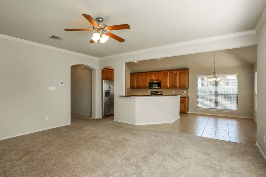 1921 Bay Laurel Drive, Weatherford, TX 76086 - Image #3