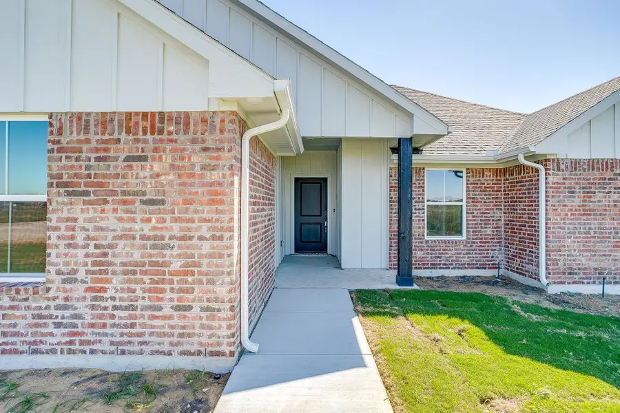 311 Poinsetta Drive, Palmer, TX 75152 - Image #3