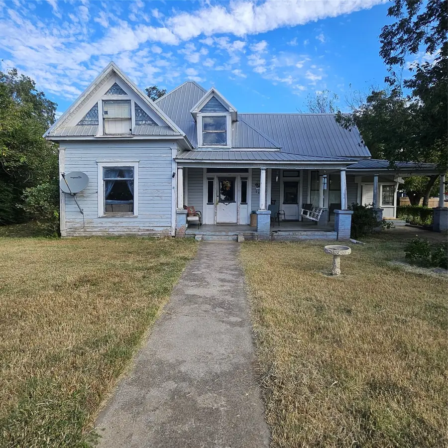 225 E Archer Street, Jacksboro, TX 76458 - Image #2