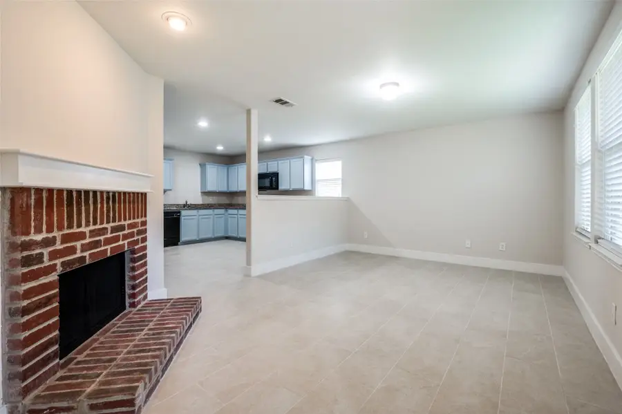 10556 Midway Drive, Frisco, TX 75035 - Image #3