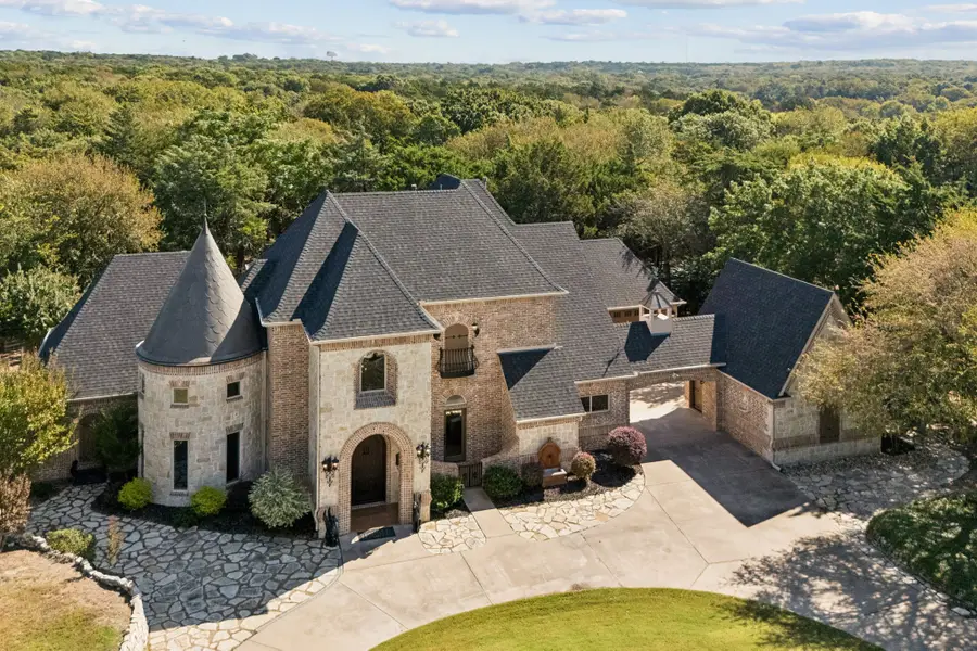 1356 Sunset Ridge Circle, Cedar Hill, TX 75104 - Image #3