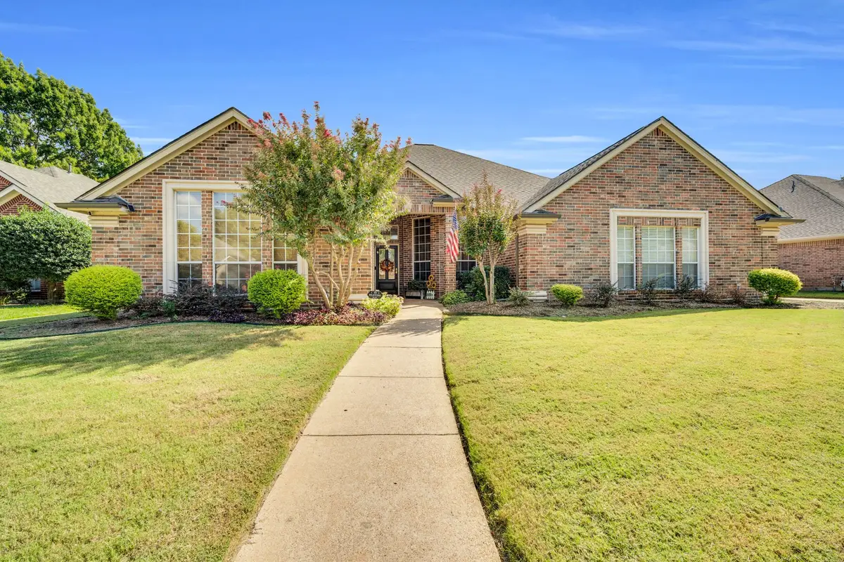 2616 Brookwood Drive, Mansfield, TX 76063 - Image #1