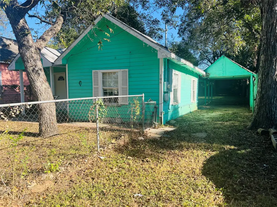 106 Columbia Street, Cleburne, TX 76031 - Image #2