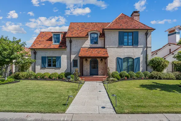 808 Dunham Close, Westworth Village, TX 76114