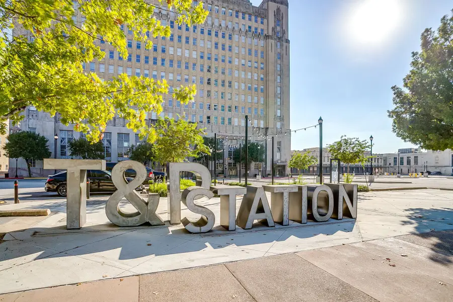 221 W Lancaster Avenue #7008, Fort Worth, TX 76102 - Image #2