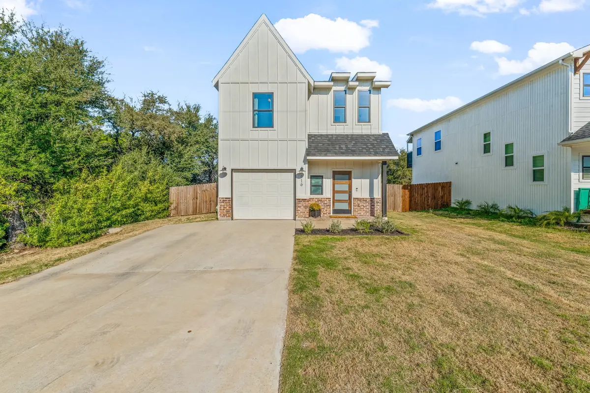 916 Devils River Drive, Granbury, TX 76048 - Image #1