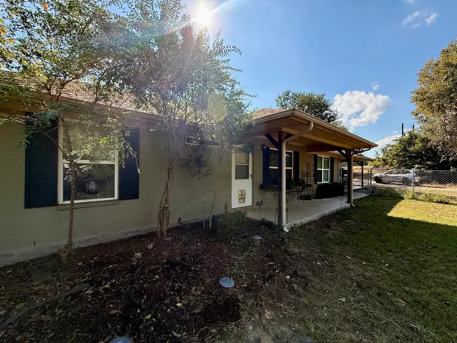 2001 Wood Trail, Azle, TX 76020 - Image #3