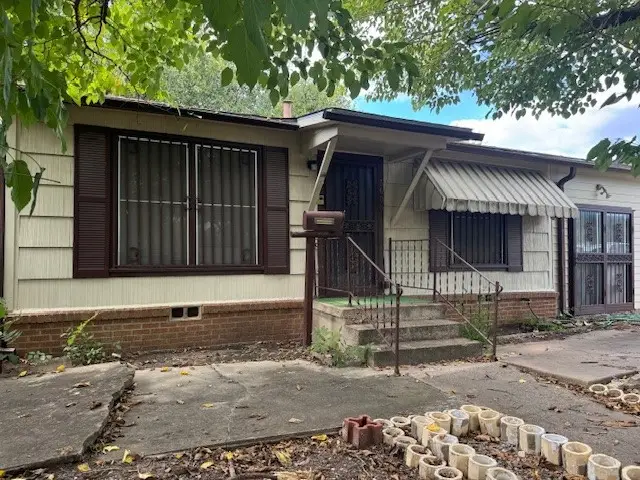 3608 Stanley Avenue, Fort Worth, TX 76110 - Image #2