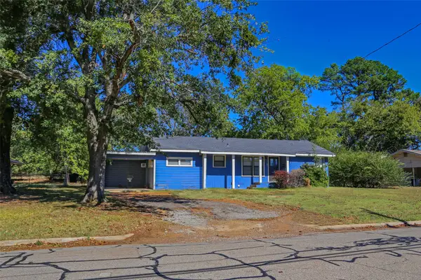 3103 E Houston Street, Paris, TX 75460