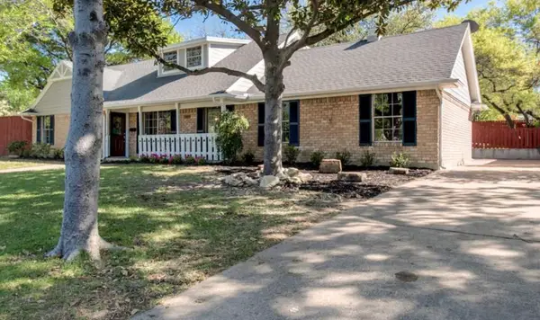 2888 Reedcroft Drive, Farmers Branch, TX 75234