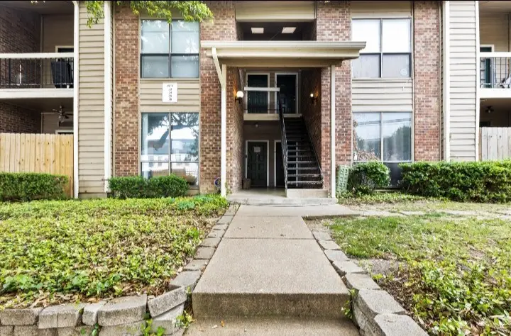5750 Phoenix Drive #33, Dallas, TX 75231 - Image #2