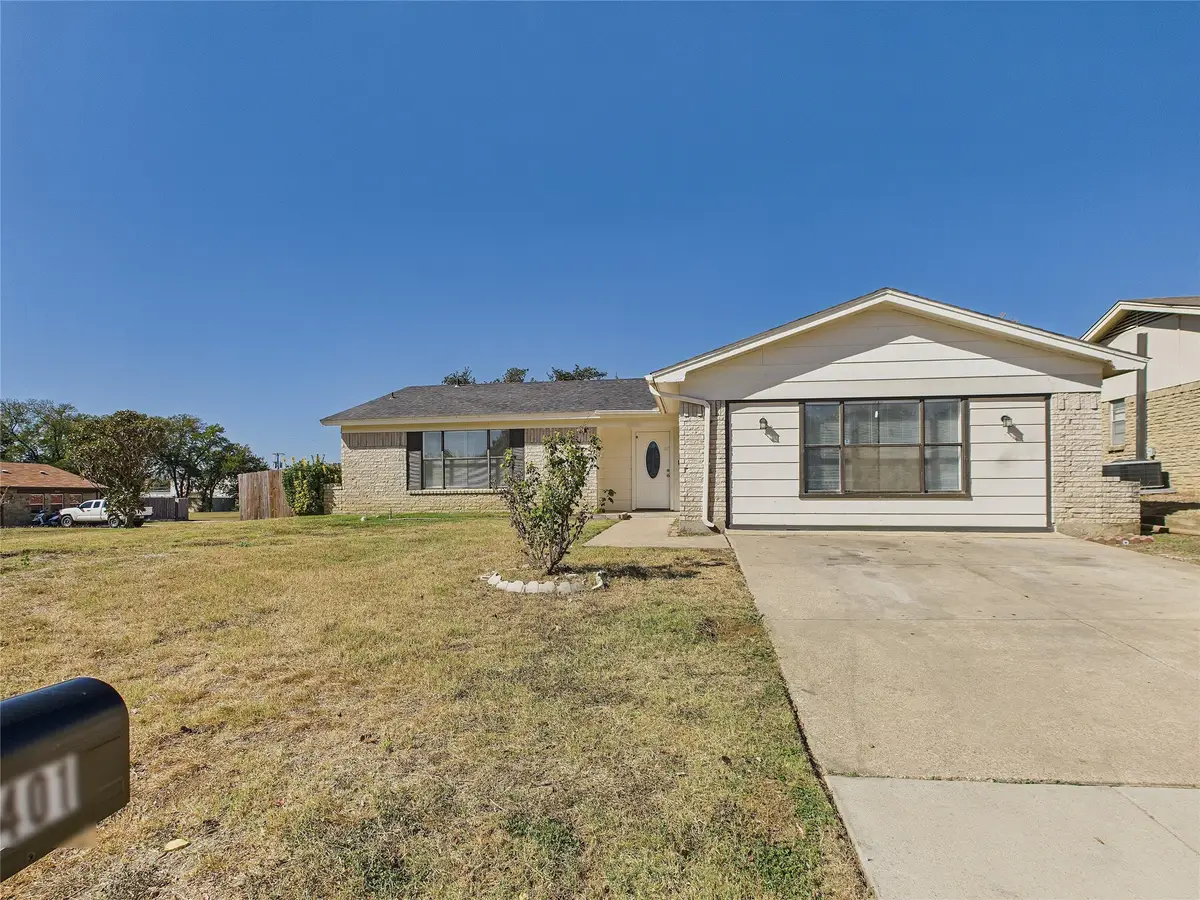 5401 Denise Drive, Haltom City, TX 76148 - Image #1