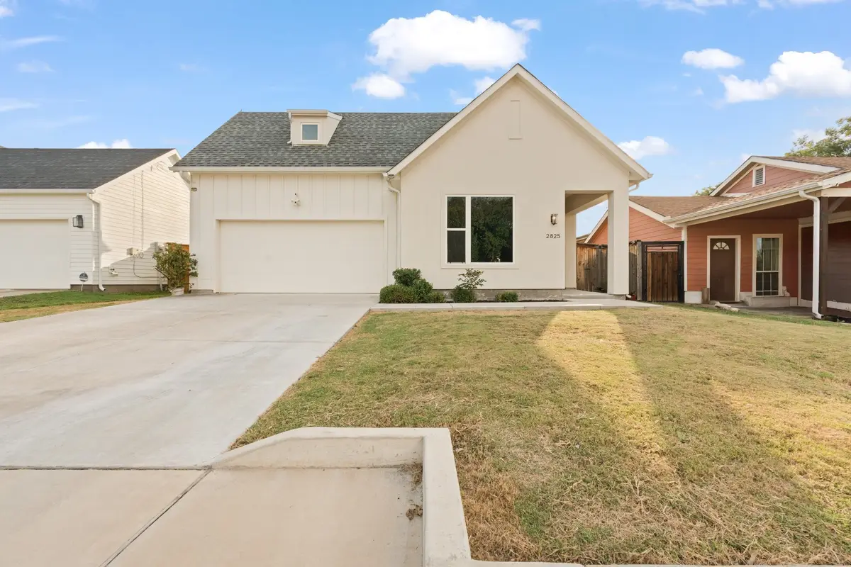 2825 Townsend Drive, Fort Worth, TX 76110 - #1