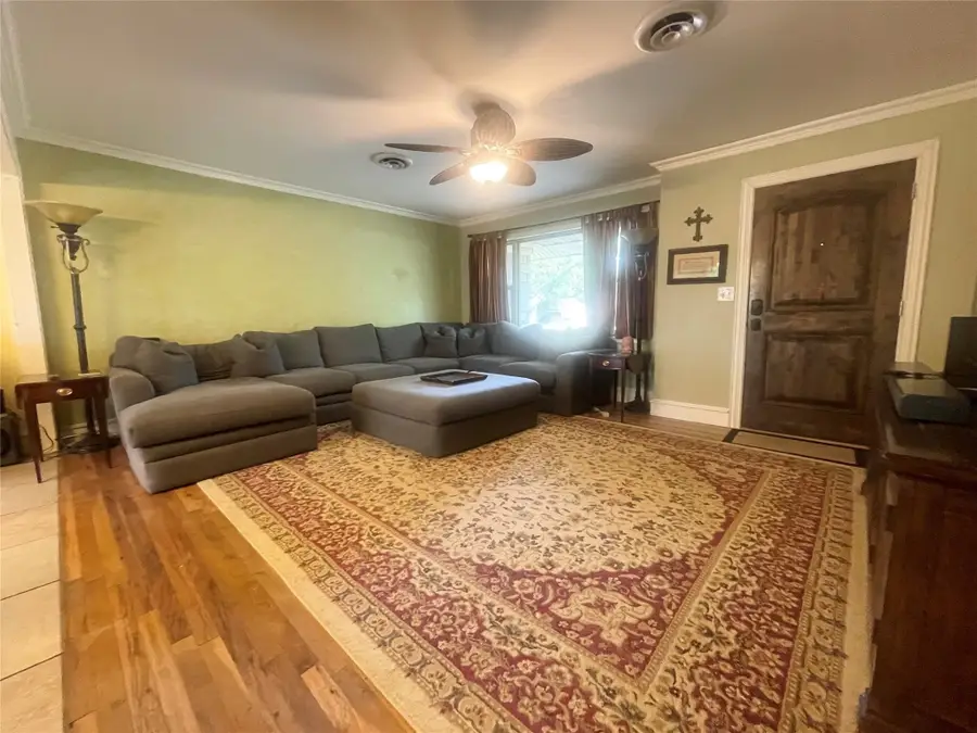 1424 Scenic Drive, Graham, TX 76450 - Image #3