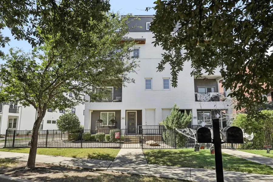 302 Wimberly Street, Fort Worth, TX 76107 - Image #3