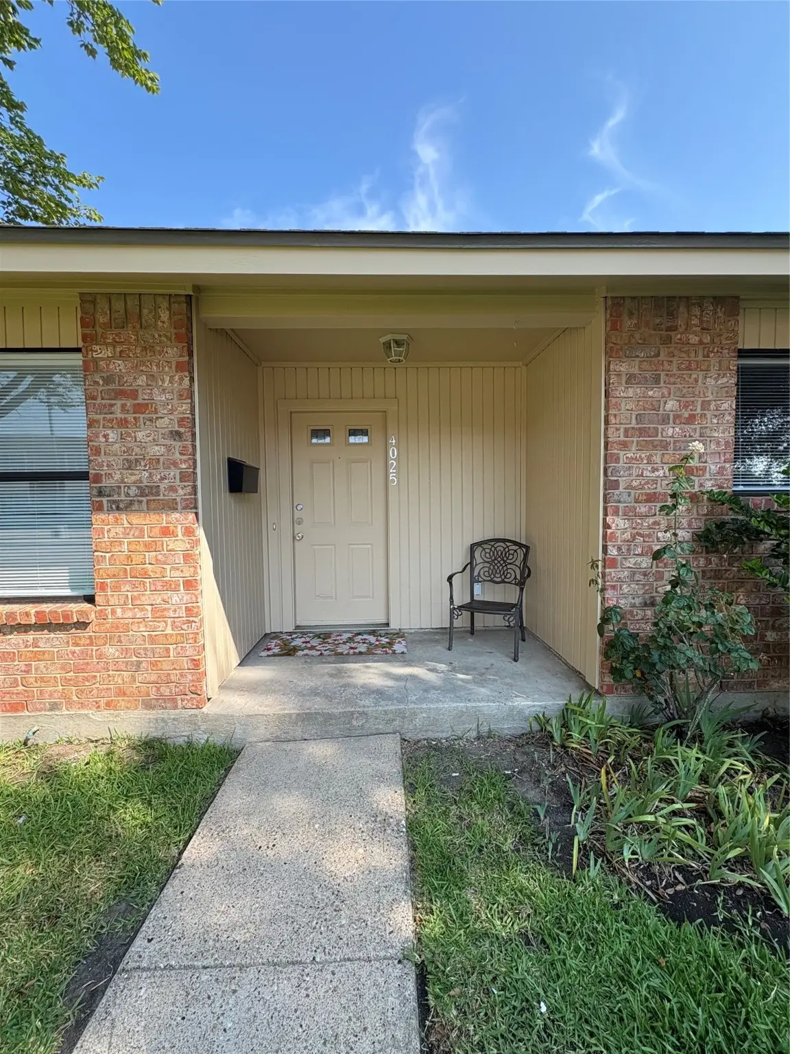 4025 Emerald Drive, Mesquite, TX 75150 - Image #1