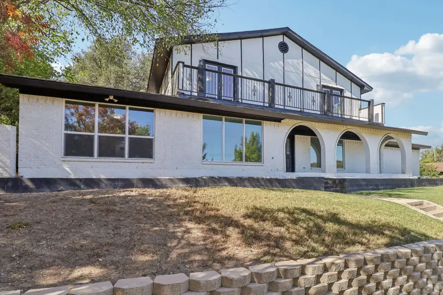 3950 Rowan Drive, Fort Worth, TX 76116 - Image #3