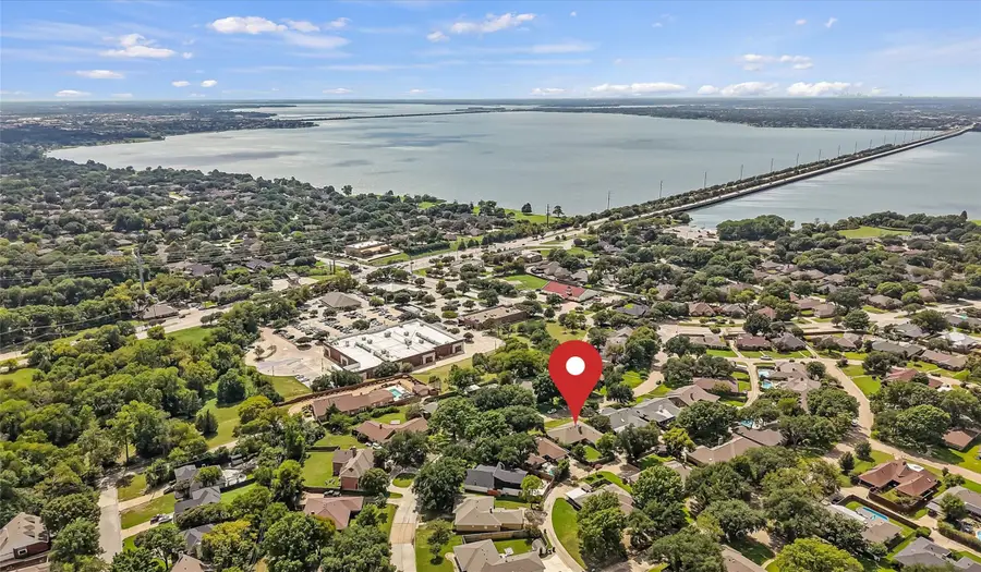 217 Alta Vista Drive, Rockwall, TX 75087 - Image #2