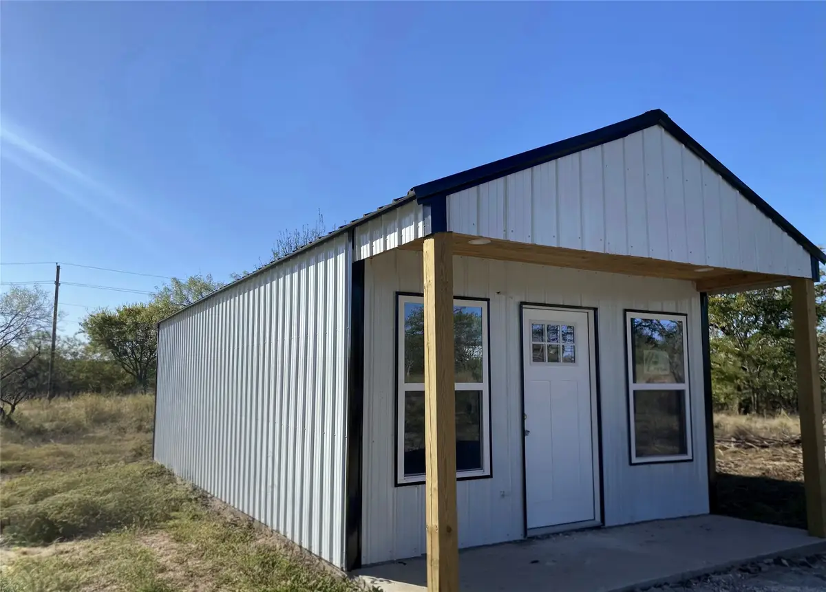 167 Clear Ridge Drive, Bridgeport, TX 76426 - Image #1