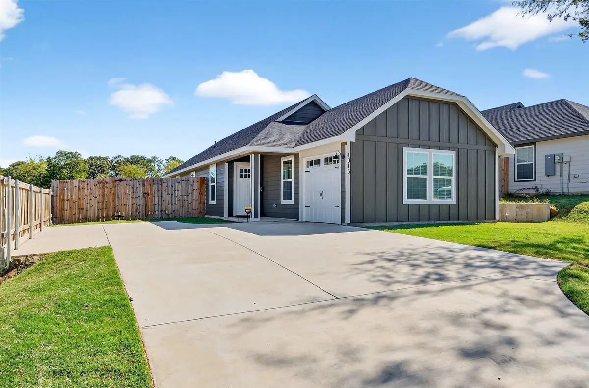 1016 Ray Drive, Denison, TX 75020 - Image #1