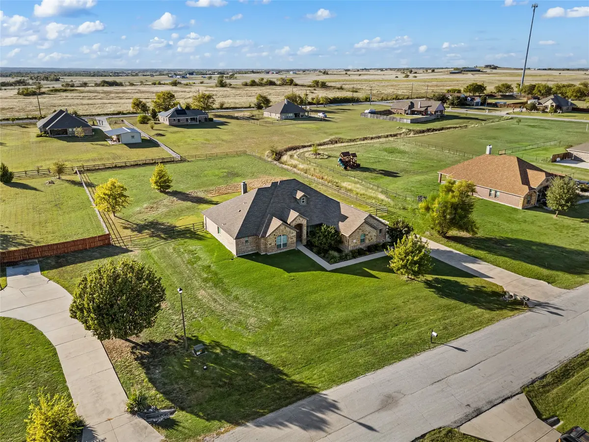 282 Heather Lane, Decatur, TX 76234 - Image #1