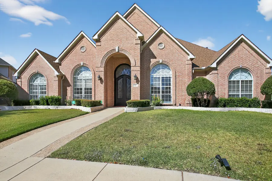902 Lahinch Circle, Richardson, TX 75081 - Image #2