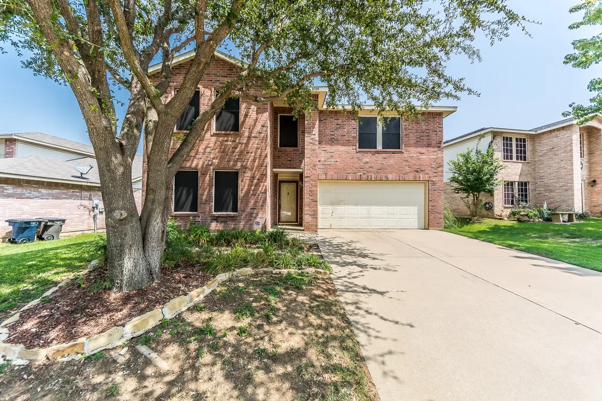 8709 Stonebriar Lane, Fort Worth, TX 76123 - Image #1