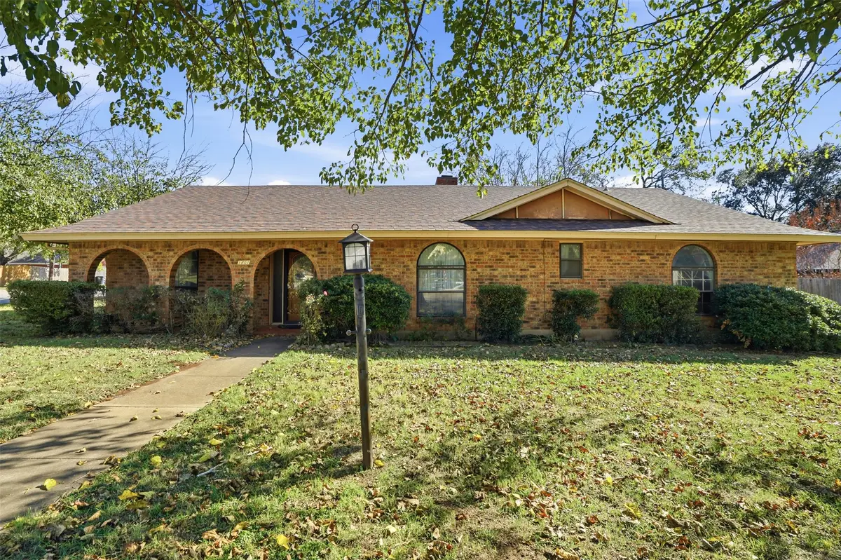1801 Danny Ray Drive, Cleburne, TX 76033 - Image #1