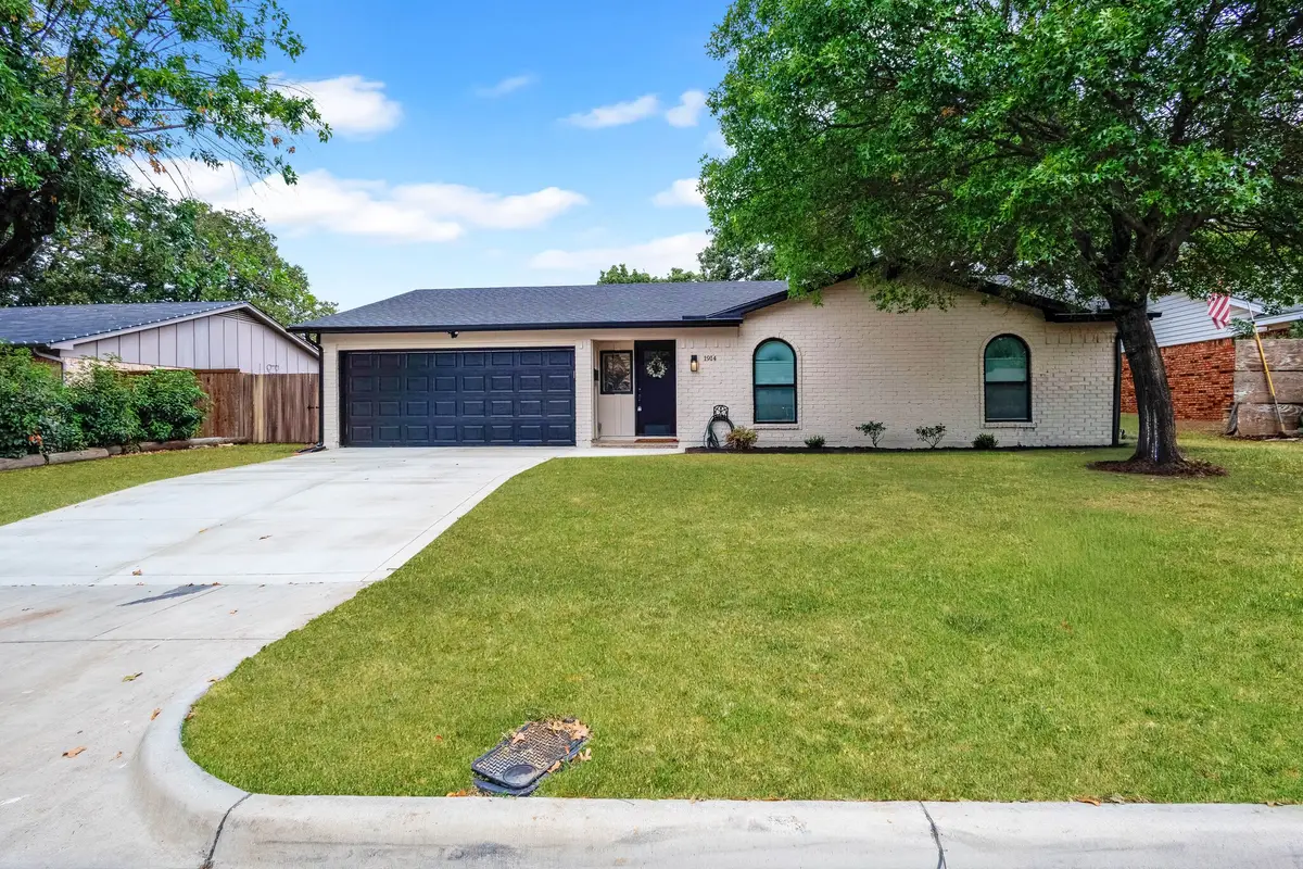 1914 Kynette Drive, Euless, TX 76040 - Image #1