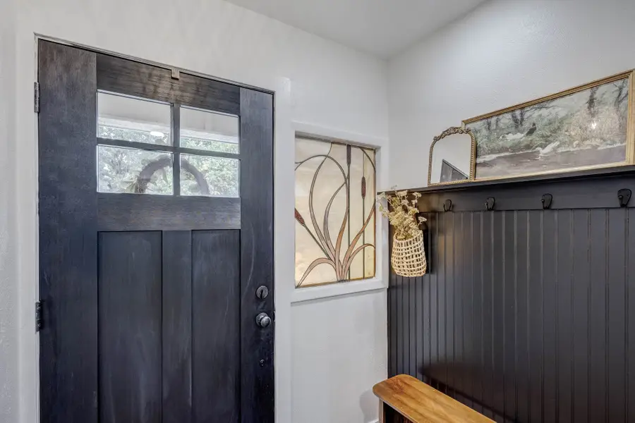 1914 Kynette Drive, Euless, TX 76040 - Image #3