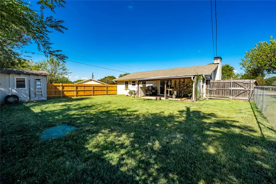 116 Mcanally Drive, Mabank, TX 75147 - Image #2
