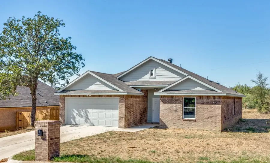 1533 Jacqueline Lane, Graham, TX 76450 - Image #2