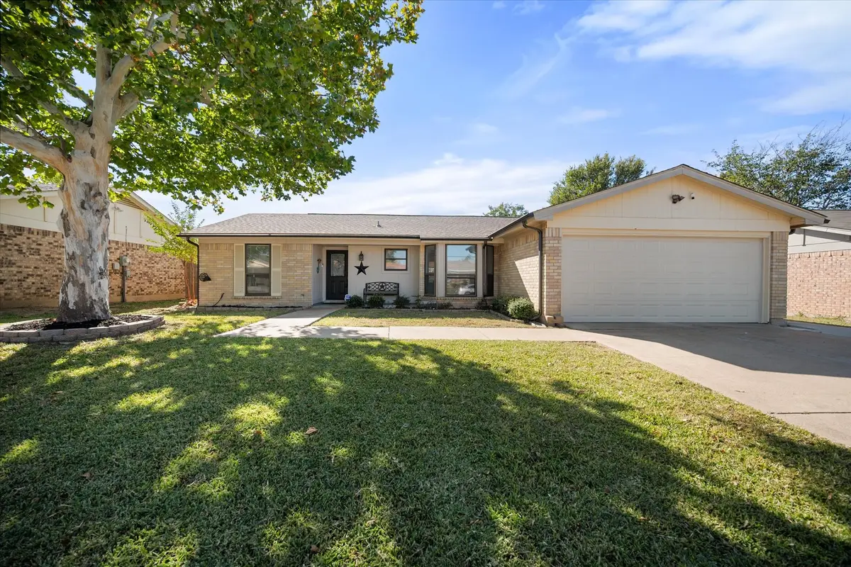 6636 Fair Meadows Drive, Watauga, TX 76148 - Image #1