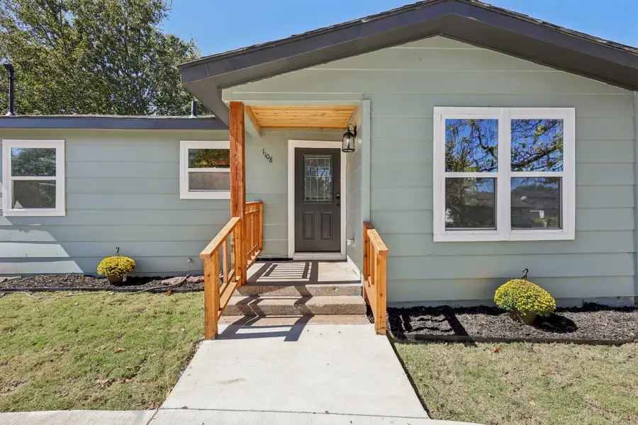 1108 S Medora Street, Terrell, TX 75160 - Image #3