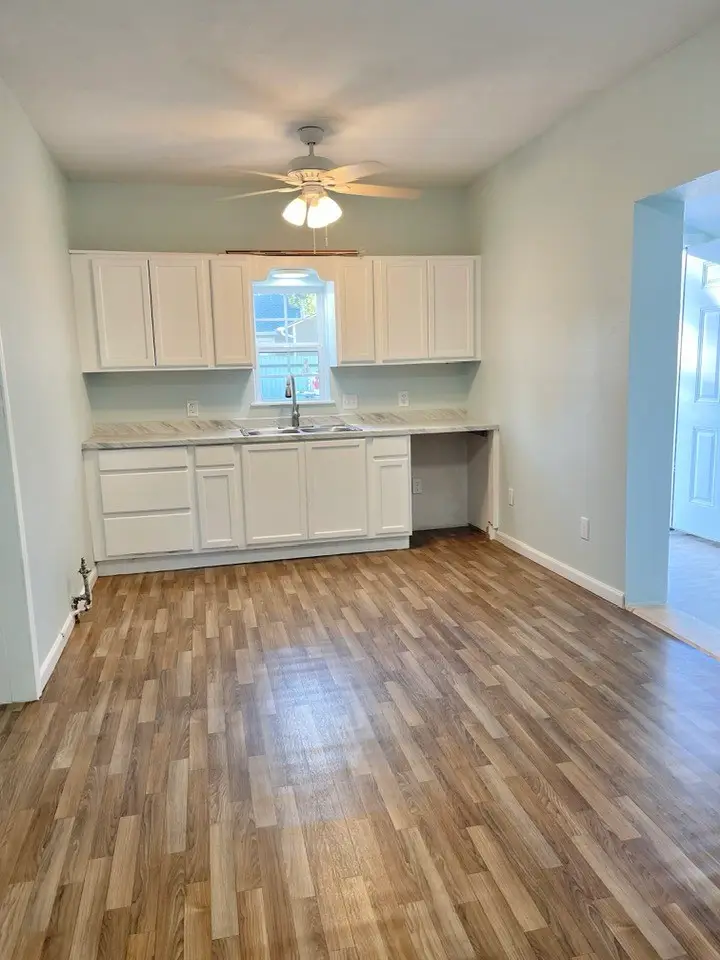 301 E 10th Street, Coleman, TX 76834 - Image #2