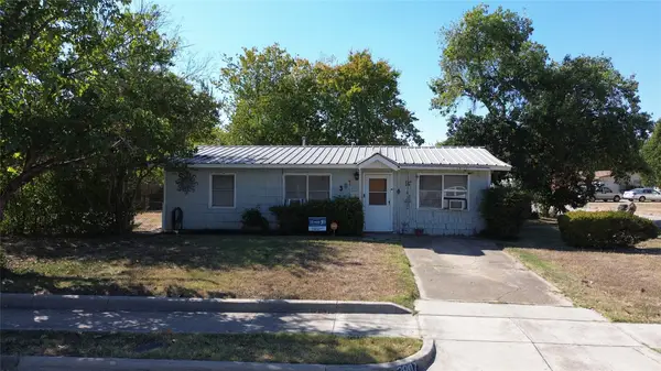 2907 Elm Park, Richland Hills, TX 76118